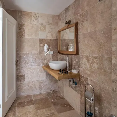 Mea فندق ألاتشاتي